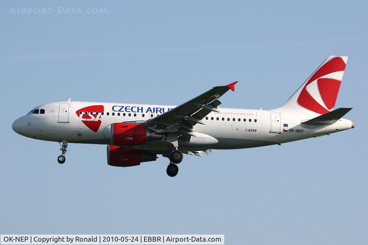 OK-NEP, 2008 Airbus A319-111 C/N 3660, at bru