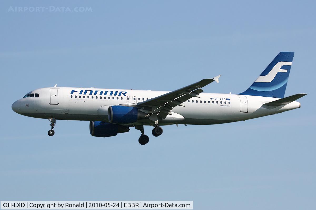 OH-LXD, 2001 Airbus A320-214 C/N 1588, at bru