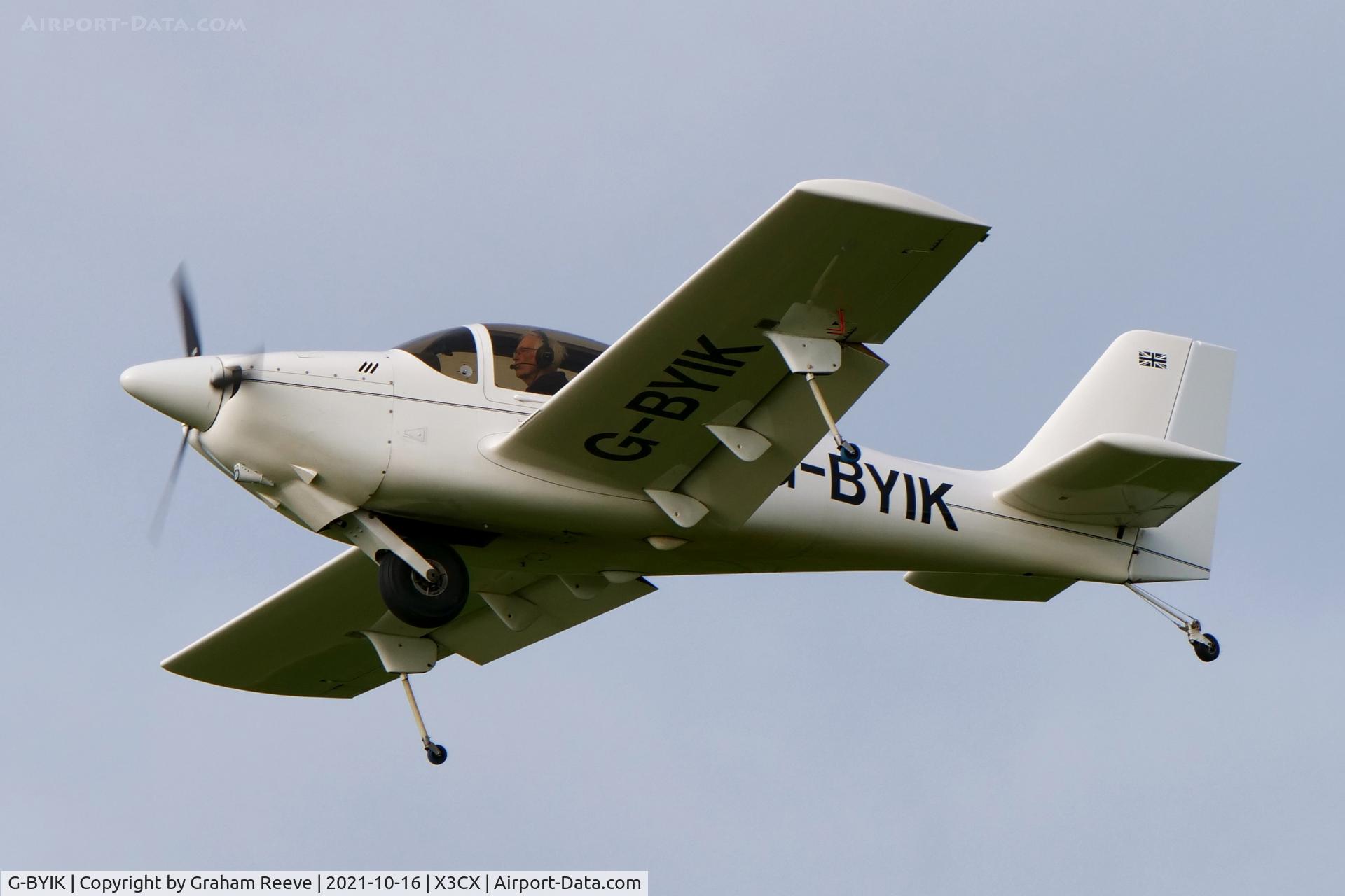 G-BYIK, 1999 Europa Monowheel C/N PFA 247-12771, Departing from Northrepps.