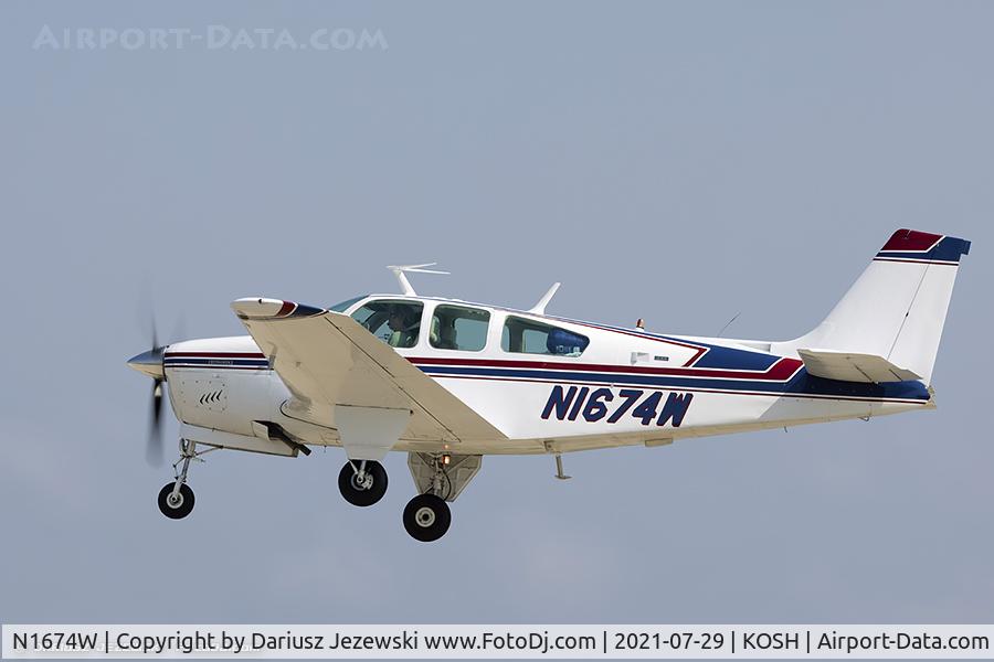 N1674W, 1972 Beech G33 C/N CD-1298, Beech G33 Bonanza  C/N CD-1298, N1674W