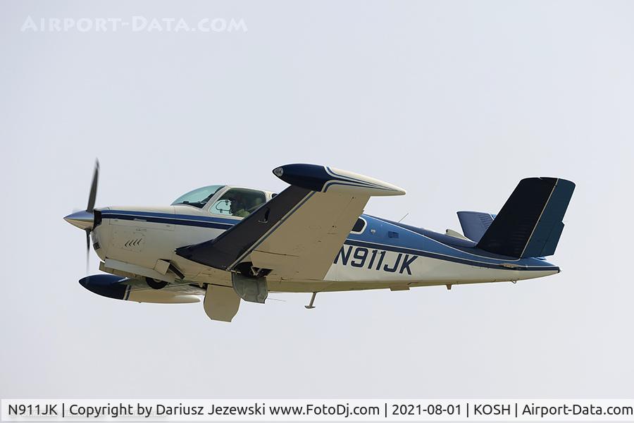 N911JK, 1976 Beech V35B Bonanza C/N D-9925, Beech F35 Bonanza  C/N D-9925, N911JK