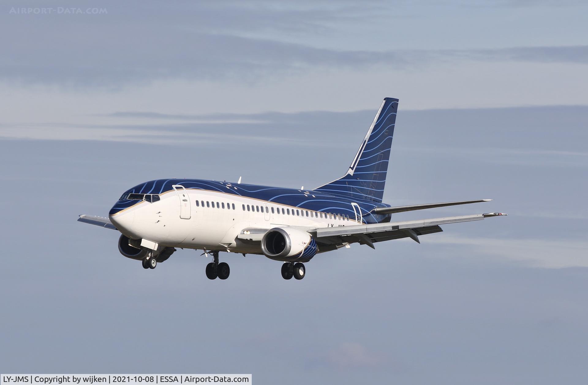 LY-JMS, 1992 Boeing 737-522 C/N 26680, RWY 26