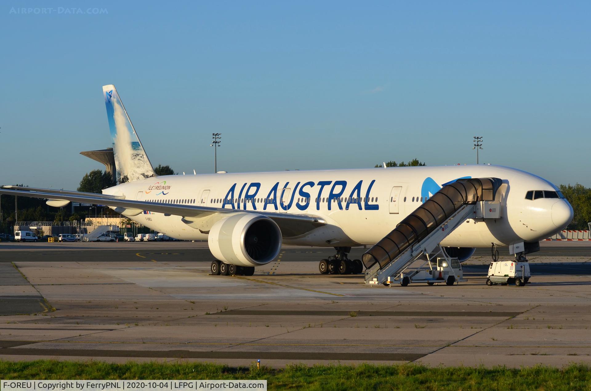 F-OREU, 2010 Boeing 777-39M/ER C/N 37434, Air Austral B773