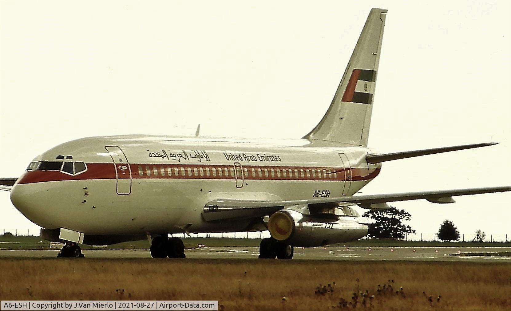 A6-ESH, 1981 Boeing 737-2W8 C/N 22628, Slide sacn