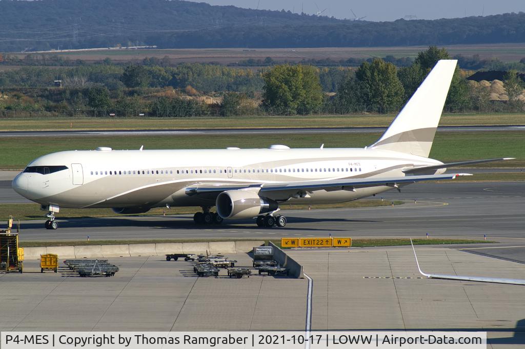 P4-MES, 2003 Boeing 767-33A C/N 33425, private (Roman Abramovich) Boeing 767-300ER