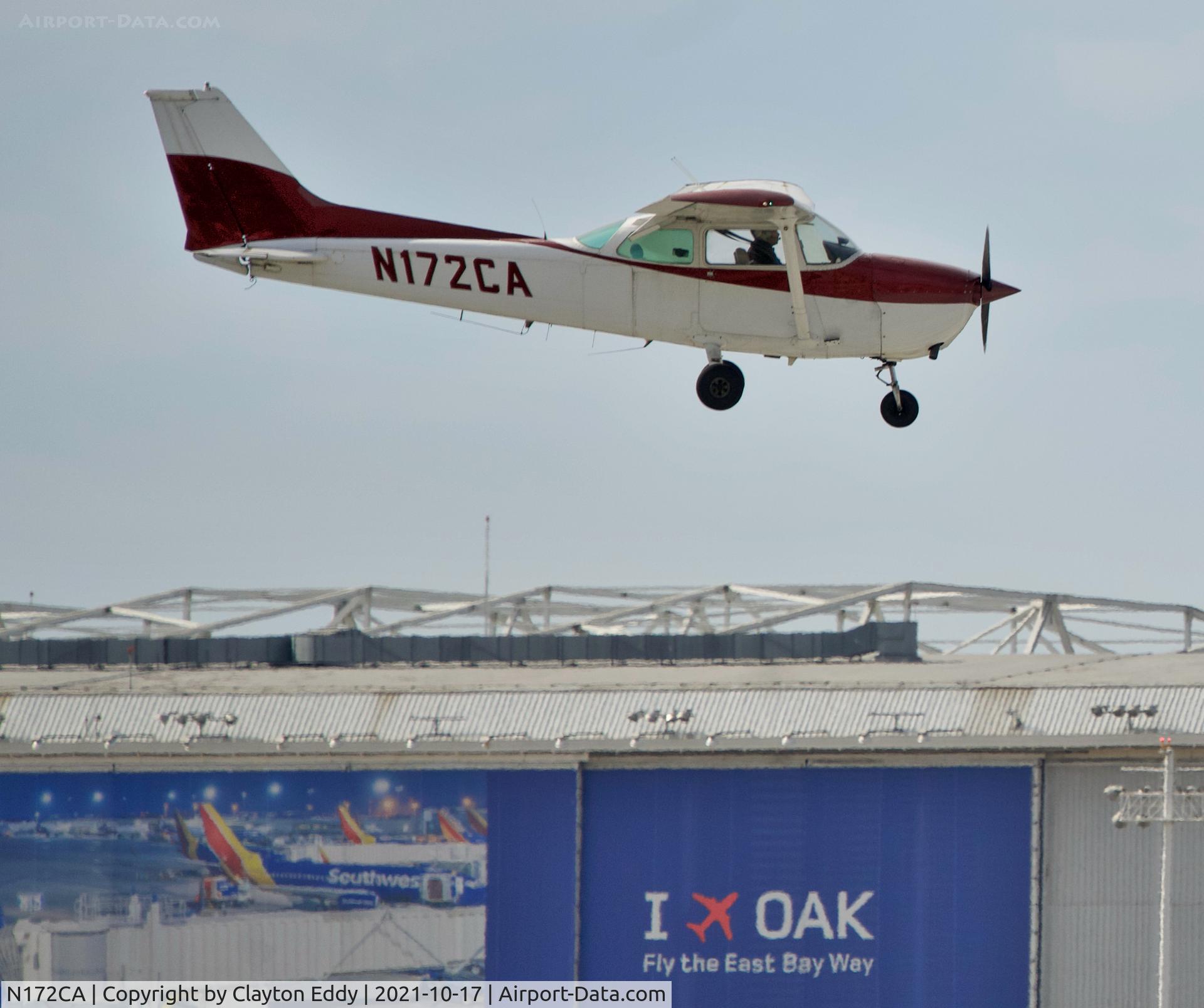 N172CA, 1978 Cessna 172N C/N 17270629, North Field Oakland airport 2021.