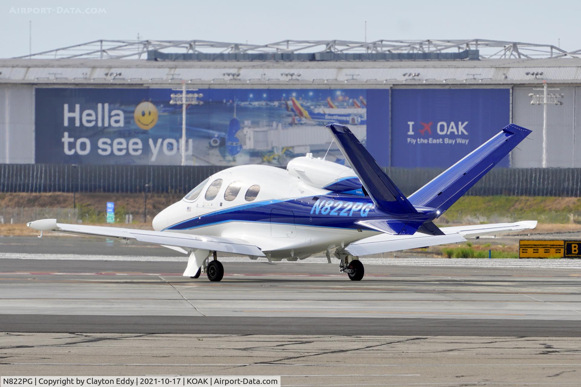 N822PG, 2018 Cirrus SF50 Vision C/N 0298, North Field Oakland airport 2021.