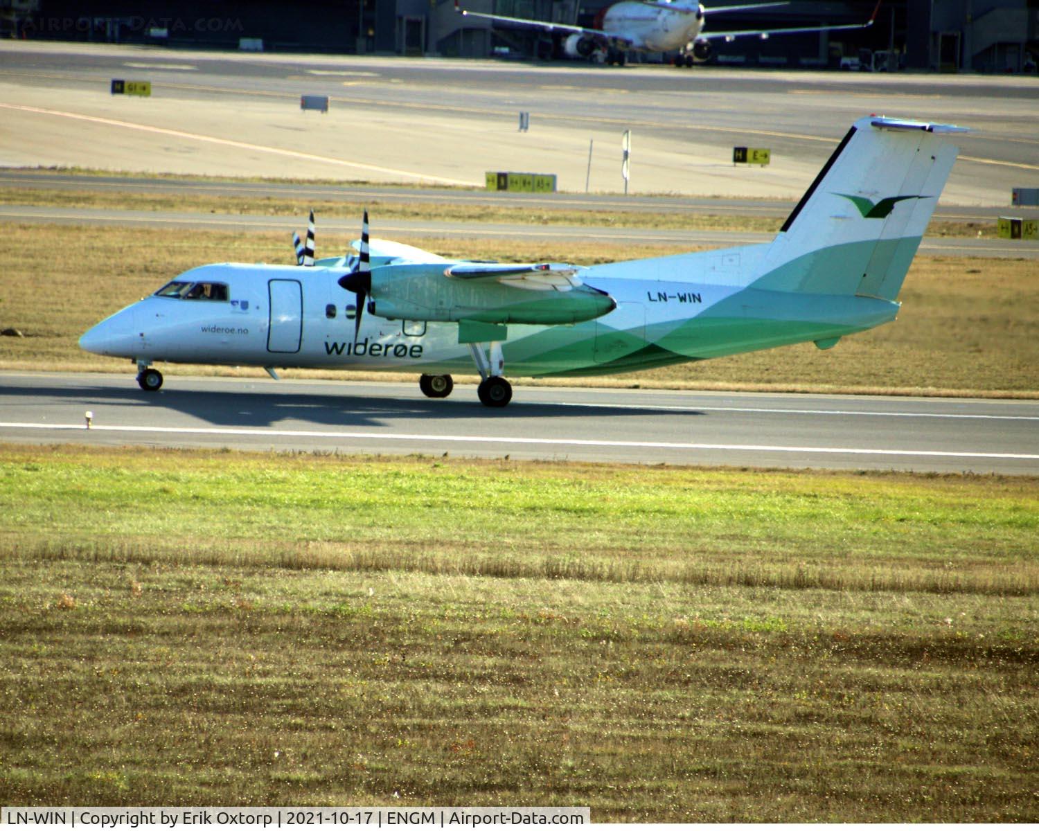 LN-WIN, Bombardier Dhc 8-103B C/N 409, LN-WIN in OSL