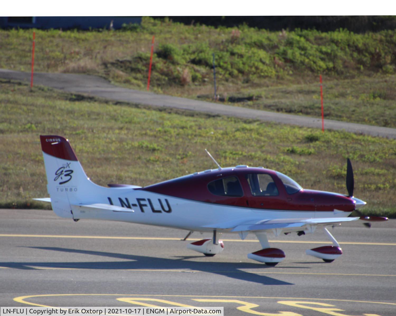 LN-FLU, Cirrus SR-22 G3 GTS X Turbo C/N 2677, LN-FLU in OSL