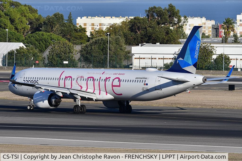 CS-TSI, 2020 Airbus A321-253NX C/N 10074, Azores Airlines delivered 10/28/20 in all white fuselage and tail, with Air Azores logo on engines. To NWI 10/30/20 for painting 