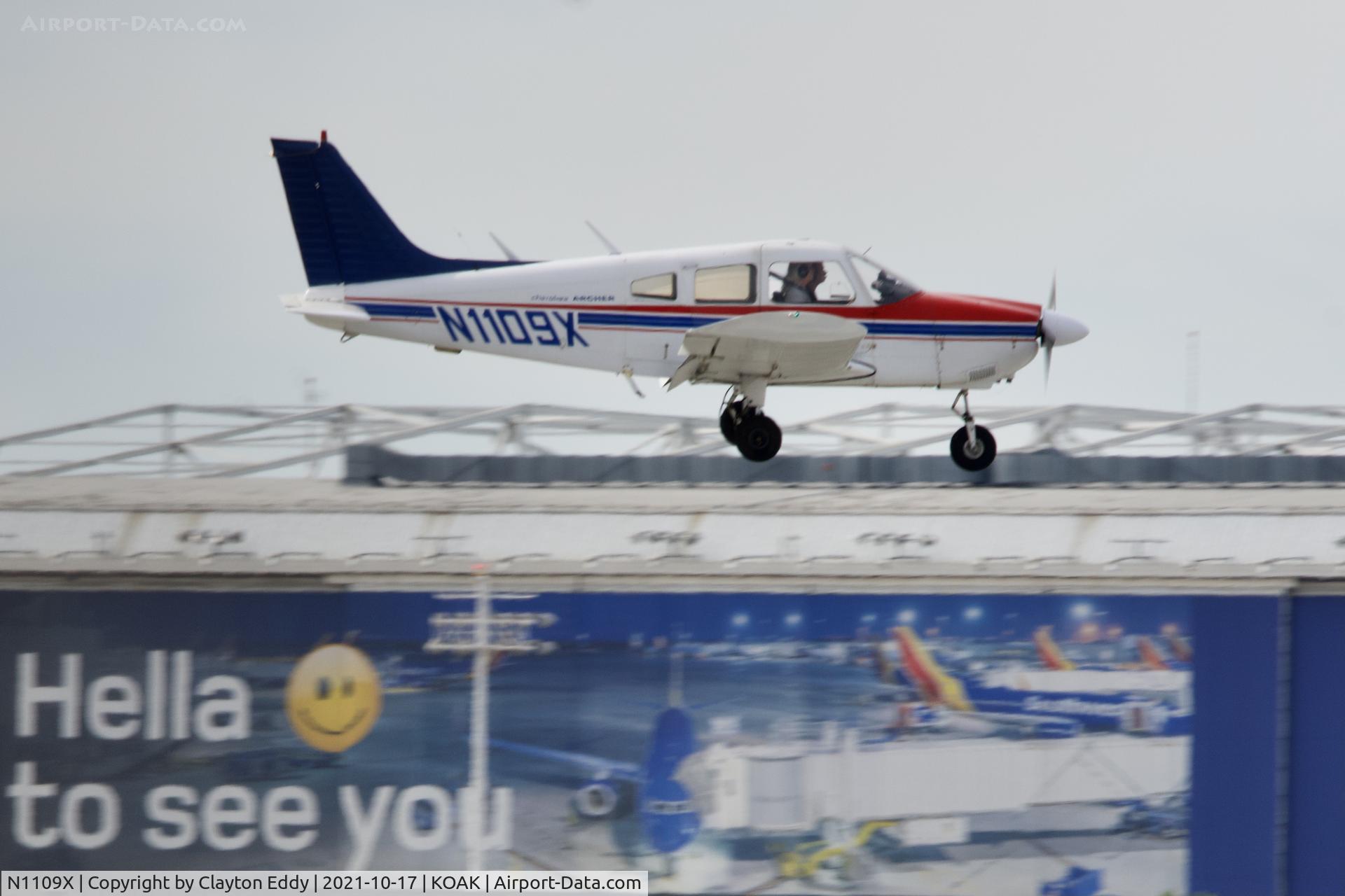 N1109X, 1975 Piper PA-28-180 Cherokee C/N 28-7505211, North Field Oakland airport 2021.