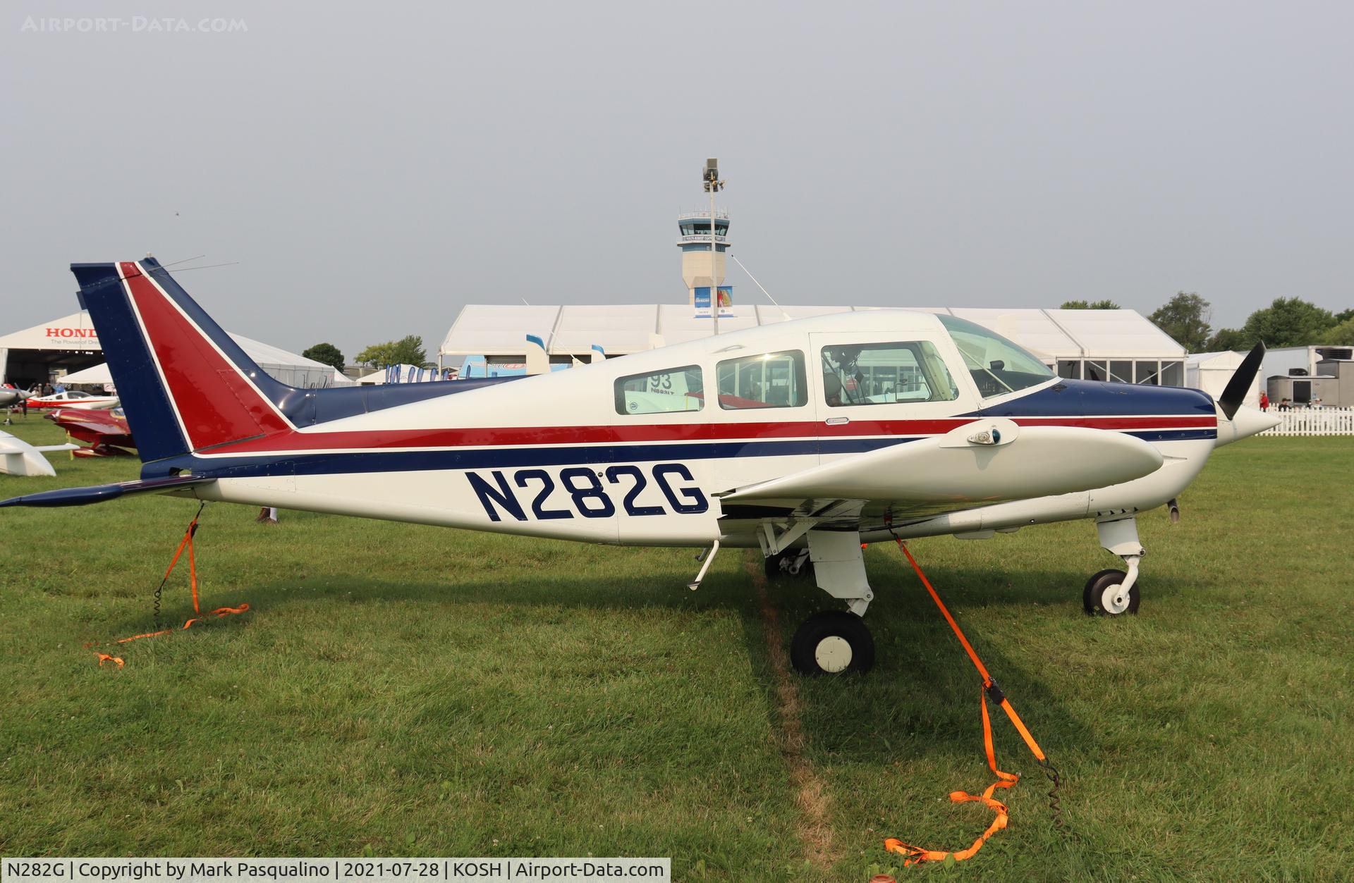 N282G, 1973 Beech C23 Sundowner 180 C/N M-1445, Beech C23