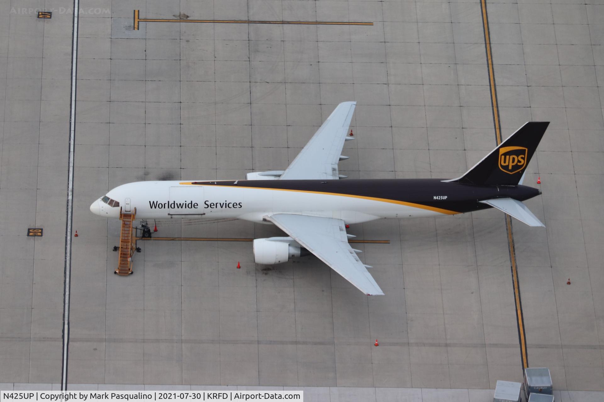 N425UP, 1995 Boeing 757-24APF C/N 25370, Boeing 757-24AF