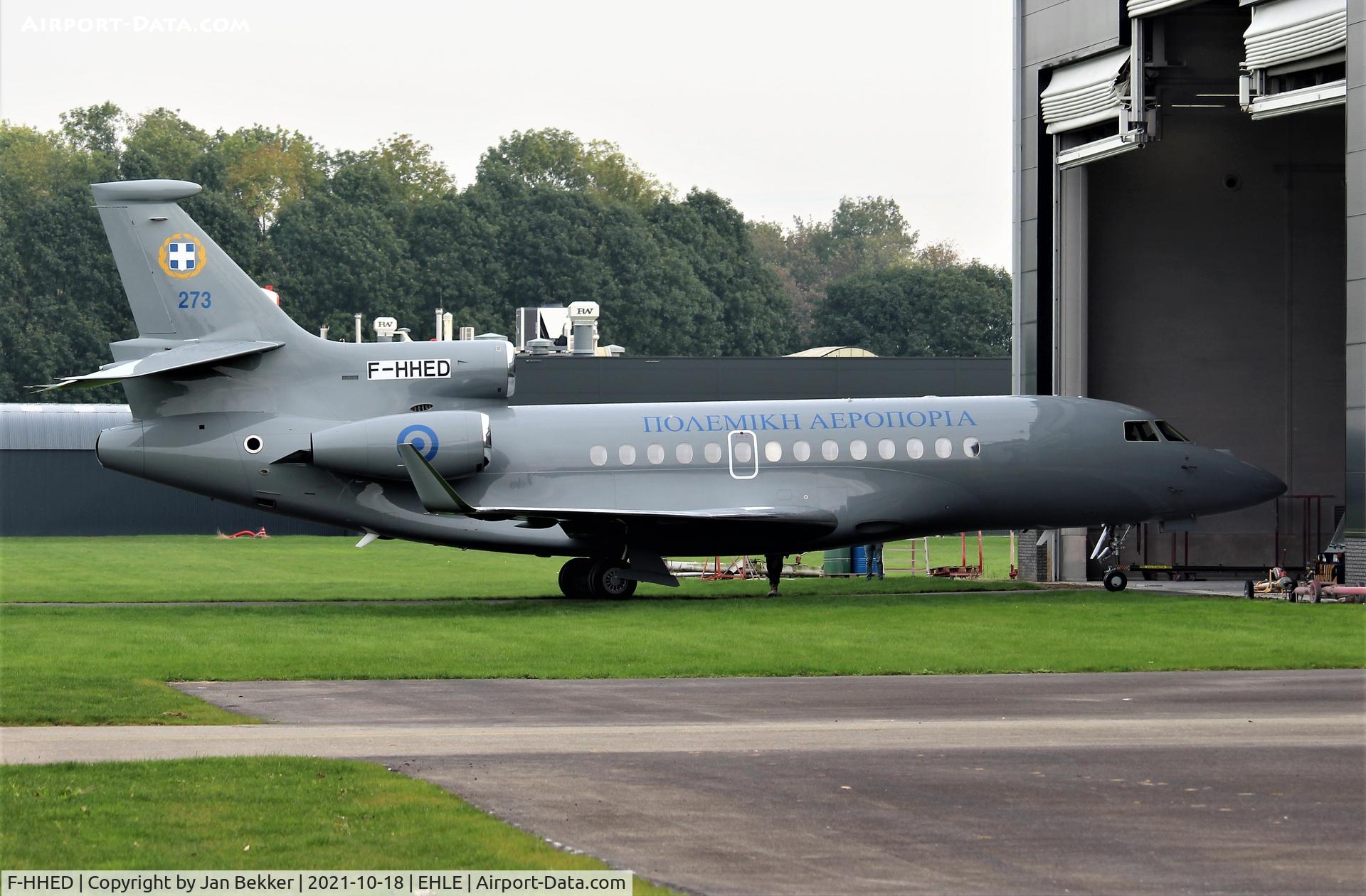 F-HHED, 2016 Dassault Falcon 7X C/N 273, Coming out of the Hangar of Satys with his new livery