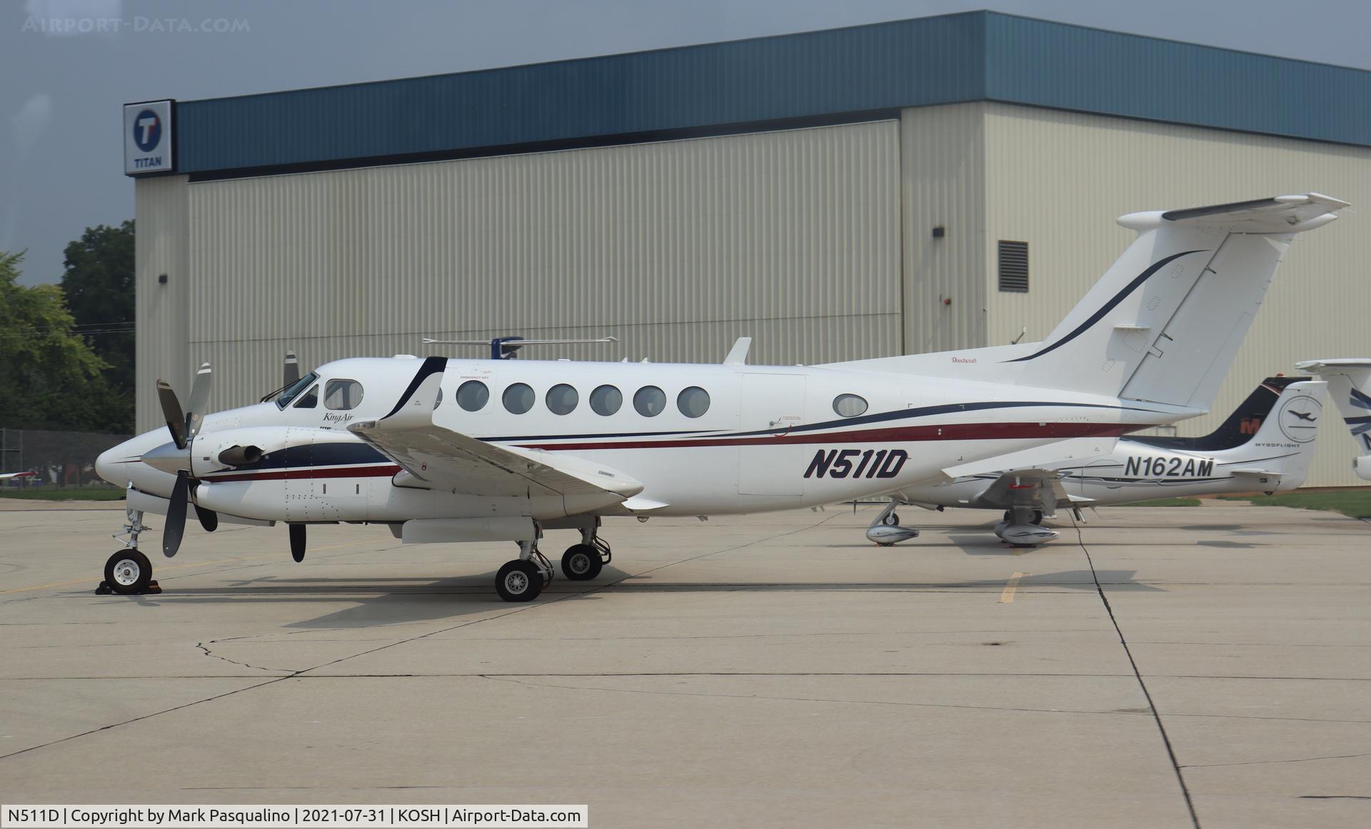 N511D, 1997 Raytheon King Air 350 (B300) C/N FL-172, Beech King Air 350