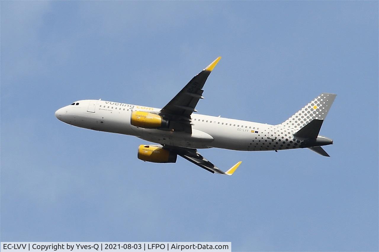 EC-LVV, 2013 Airbus A320-232 C/N 5620, Airbus A320-232, Climbing from rwy 24,Paris Orly airport (LFPO-ORY)