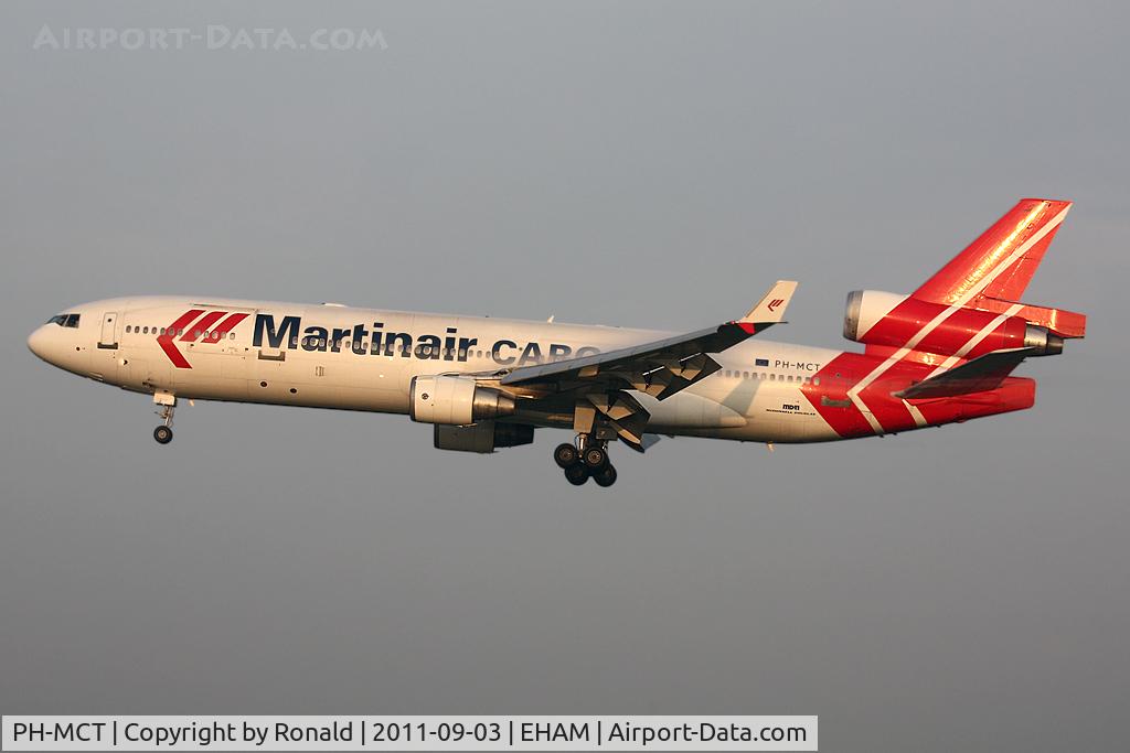 PH-MCT, 1995 McDonnell Douglas MD-11F C/N 48629, at spl