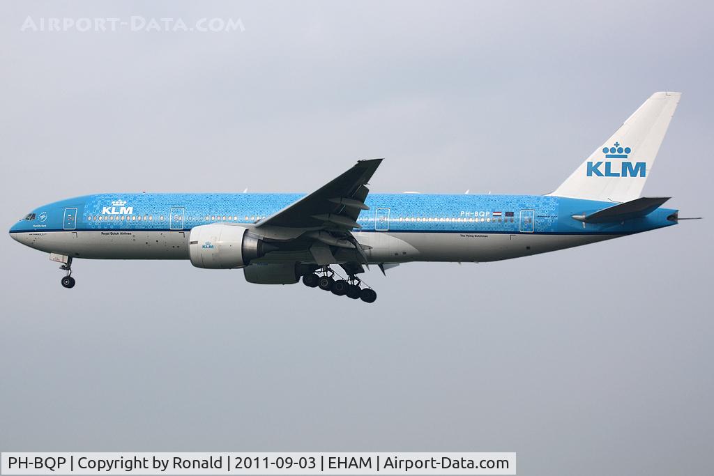 PH-BQP, 2007 Boeing 777-206/ER C/N 32721, at spl
