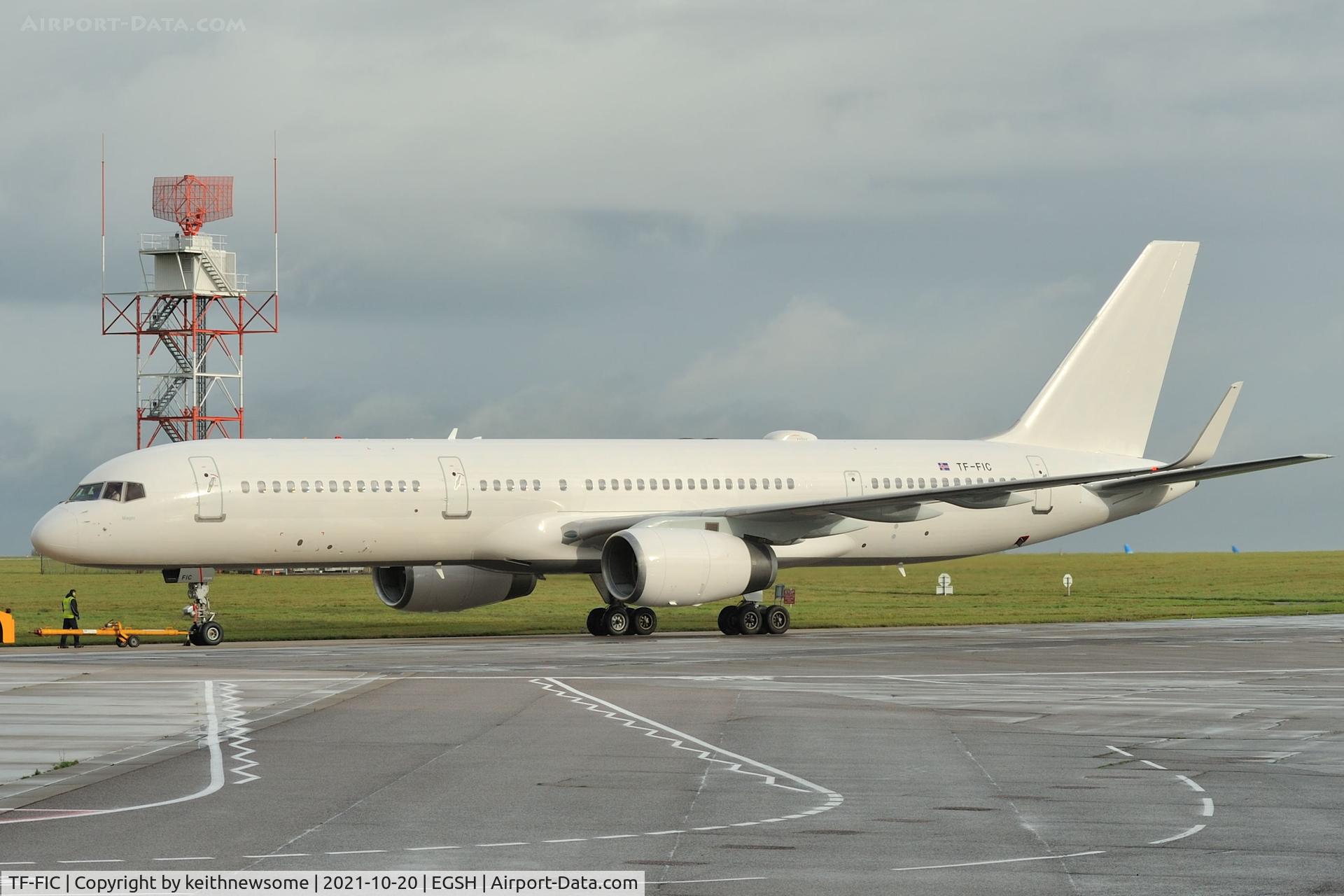 TF-FIC, 2000 Boeing 757-23N C/N 30735, Removed from spray shop with all white colour scheme.