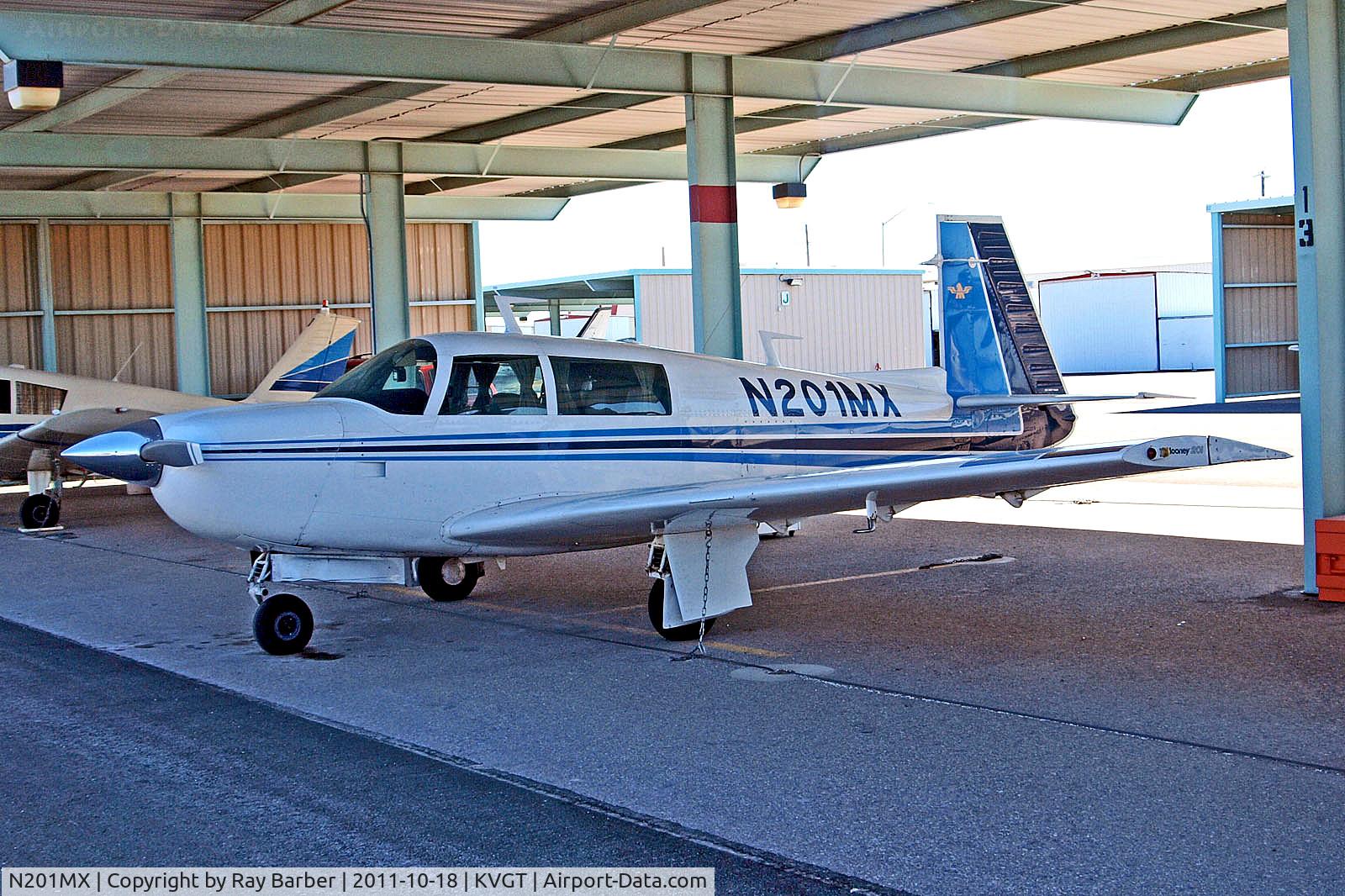 N201MX, 1977 Mooney M20J 201 C/N 24-0266, N201MX   Mooney M20J Model 201 [24-0266] North Las Vegas~N 18/10/2011