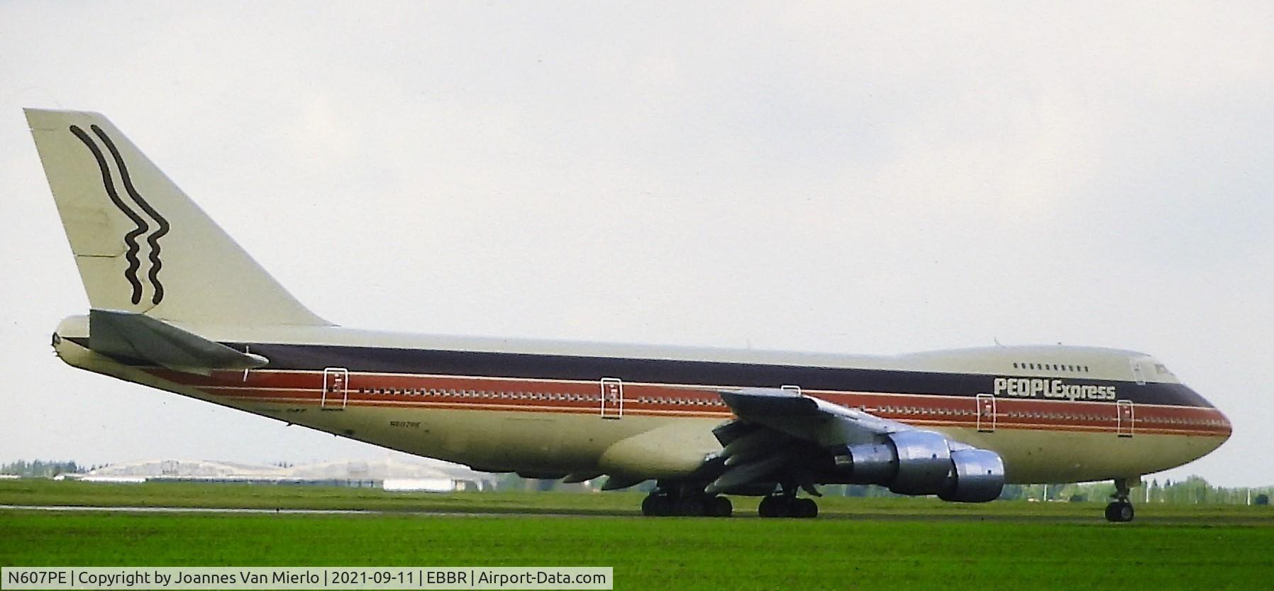 N607PE, 1971 Boeing 747-238B C/N 20011, Slide scan