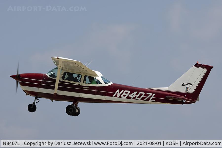 N8407L, 1968 Cessna 172I C/N 17256607, Cessna 172I Skyhawk C/N 17256607, N8407L