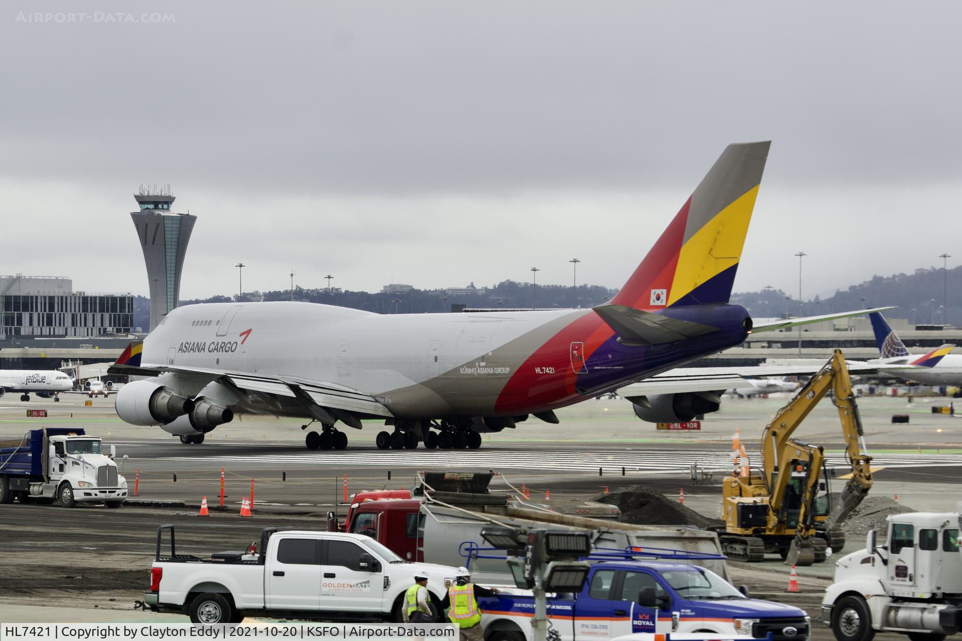 HL7421, 1996 Boeing 747-48EM C/N 25784, Departing to the South SFO 2021.