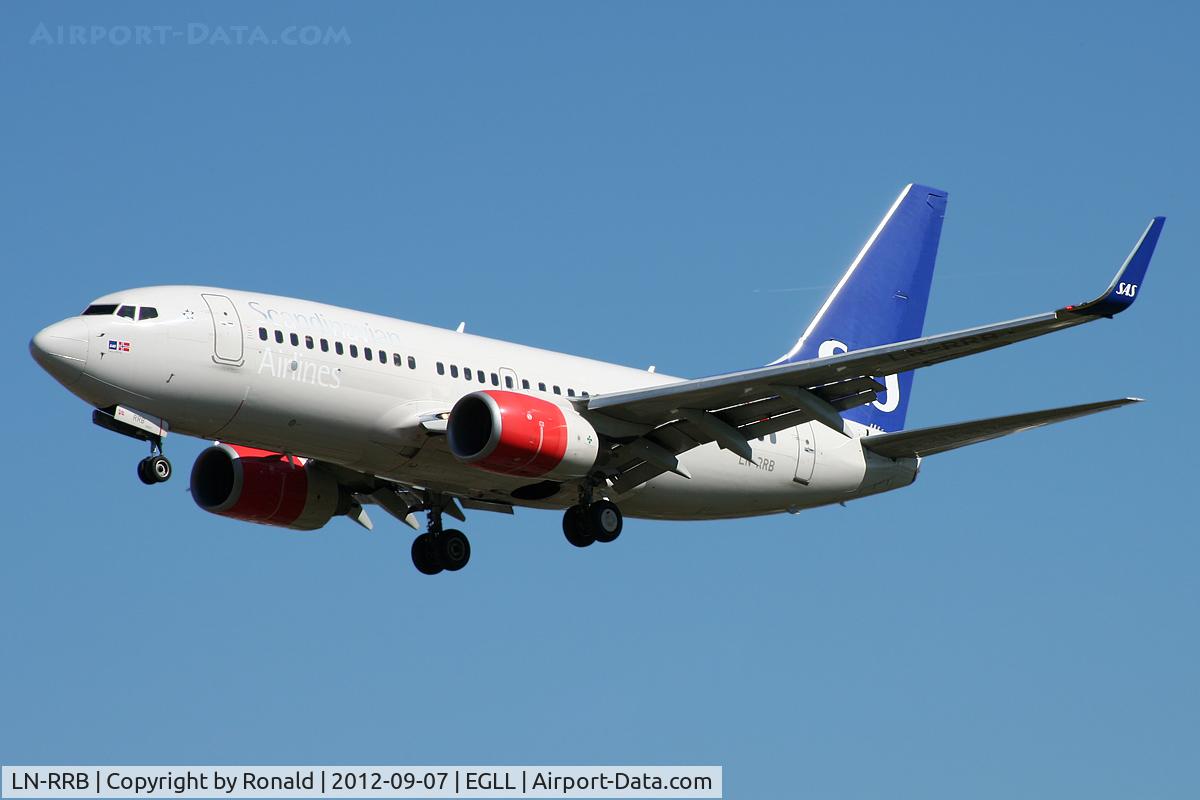 LN-RRB, 2007 Boeing 737-783 C/N 32276, at lhr
