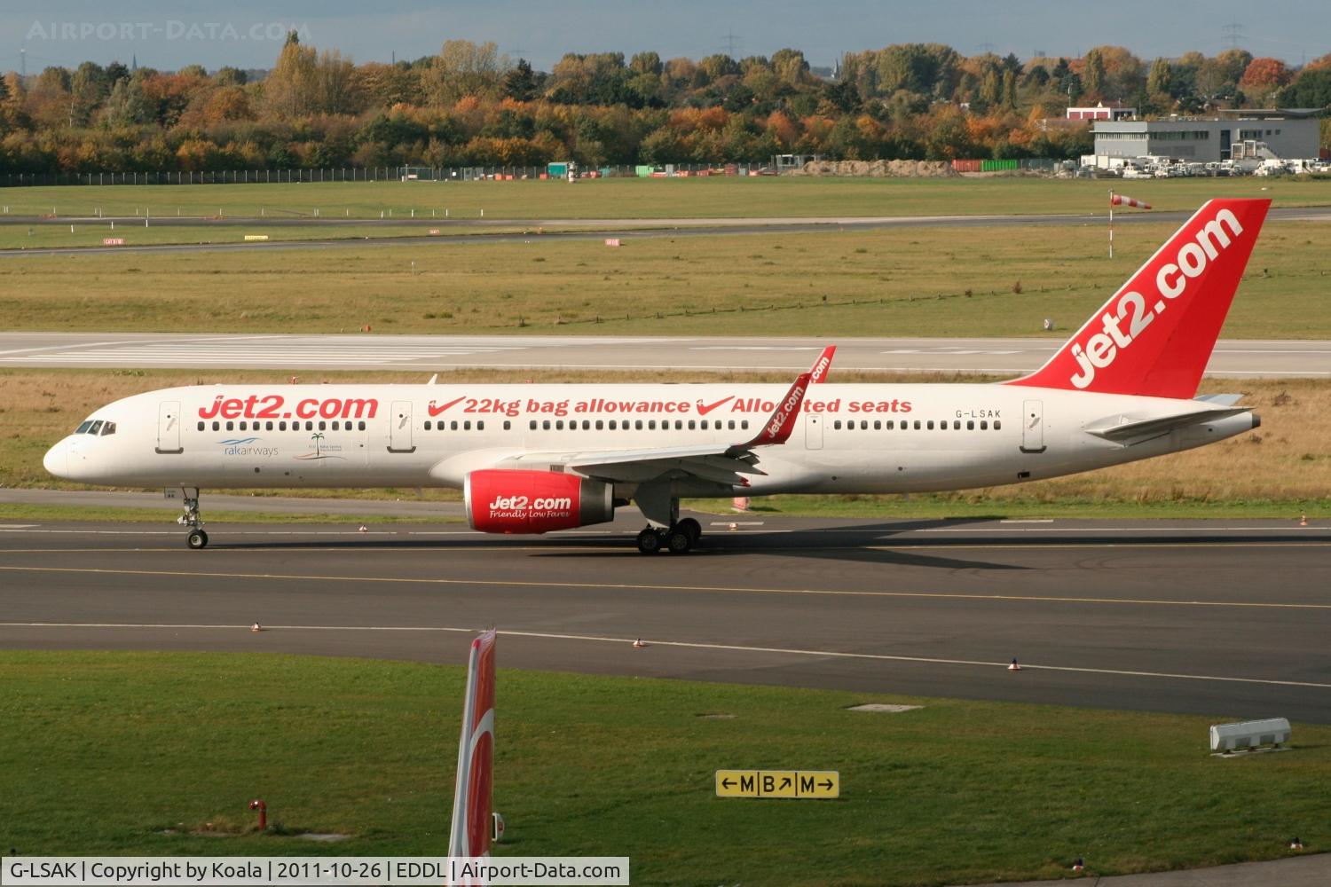 G-LSAK, 1996 Boeing 757-23N C/N 27973, Lease to RAK Airways for flights from AUH.