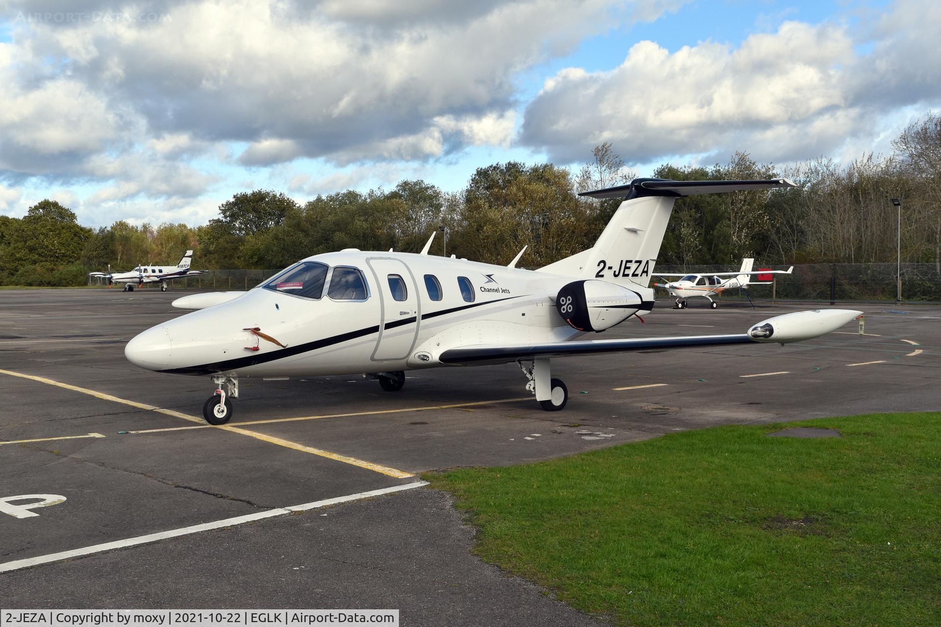 2-JEZA, 2007 Eclipse Aviation Corp EA500 C/N 000031, Eclipse Aviation Corp EA500 at Blackbushe.