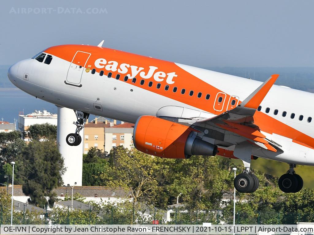 OE-IVN, 2017 Airbus A320-214 C/N 7572, easyJet Europe