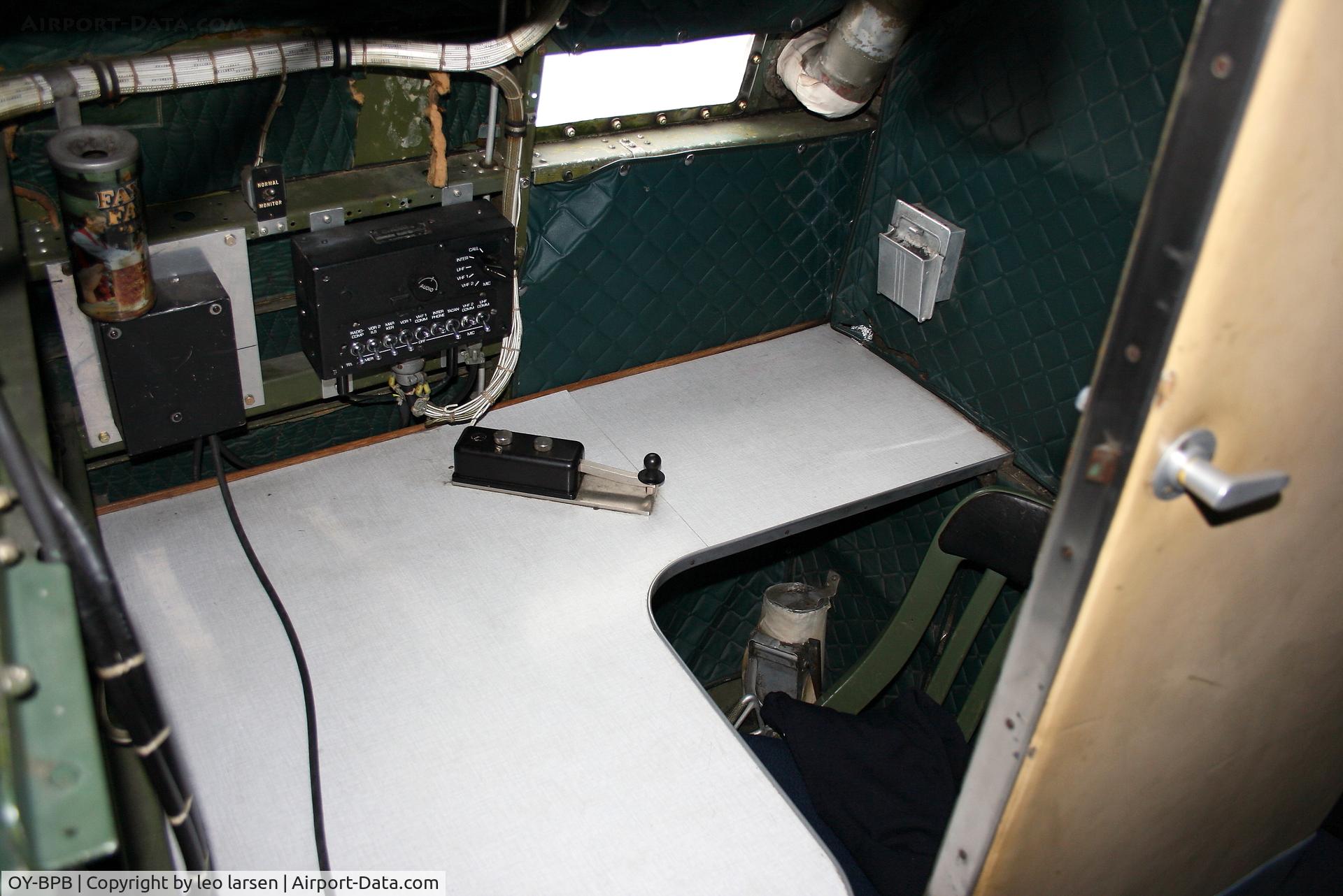 OY-BPB, 1943 Douglas C-47A-85-DL (DC-3A) Skytrain C/N 20019, Værløse Air Base 29.9.2007 with morse key.
