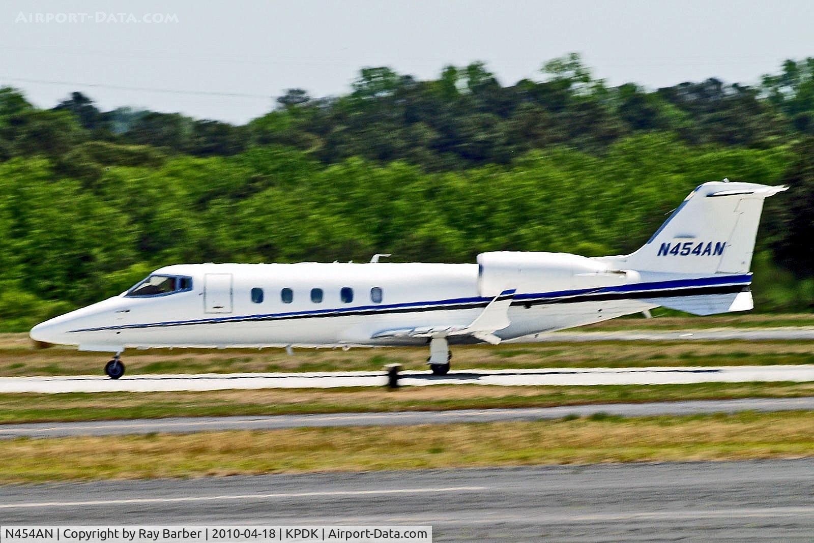 N454AN, 1994 Learjet 60 C/N 60-045, N454AN   Learjet 60 [60-045] Atlanta-Dekalb Peachtree~N 18/04/2010