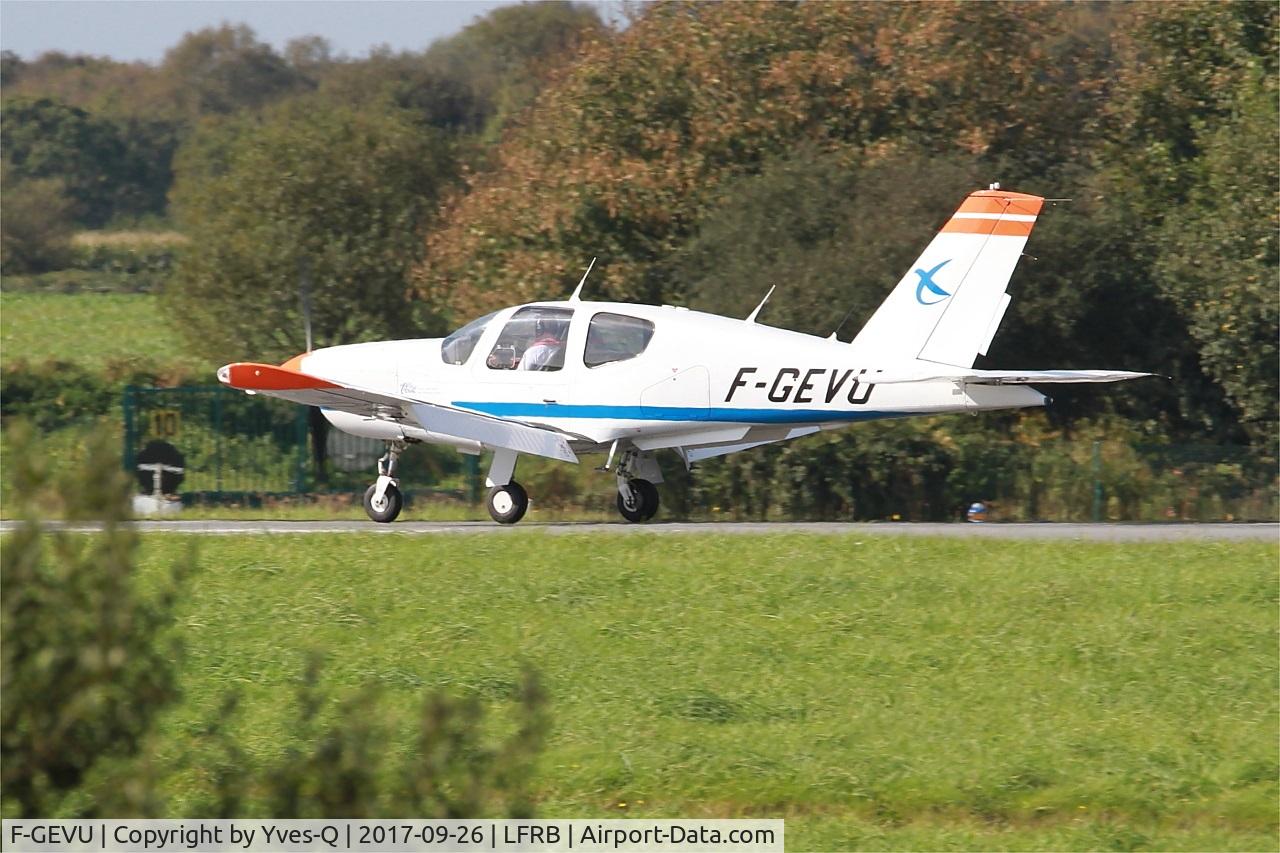 F-GEVU, 1988 Socata TB-20 Trinidad C/N 800, Socata TB-20 Trinidad, Just landed rwy 25L, Brest-Bretagne airport (LFRB-BES)