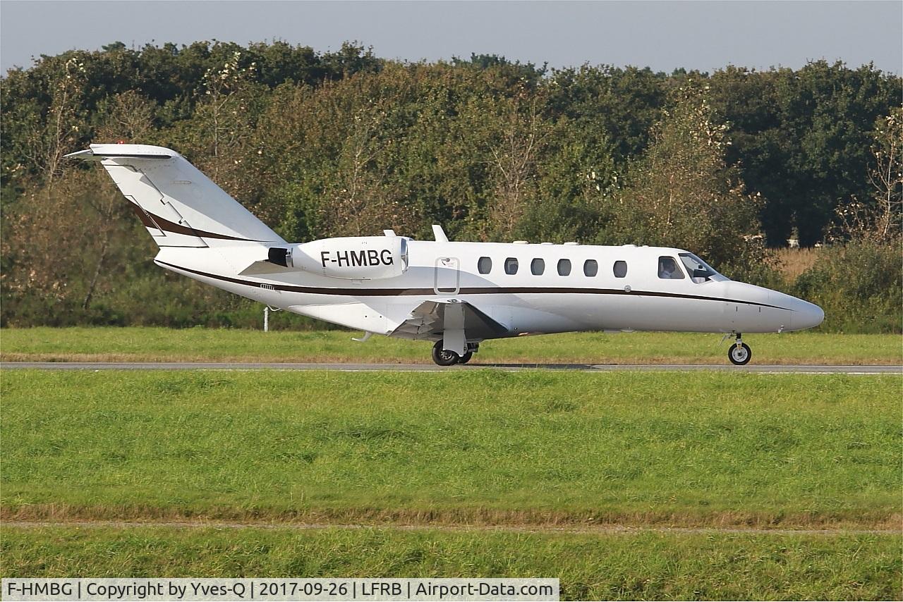 F-HMBG, 2003 Cessna 525A CitationJet CJ2 C/N 525A-0142, Cessna 525A CitationJet CJ2, Taxiing rwy 25L, Brest-Bretagne airport (LFRB-BES)