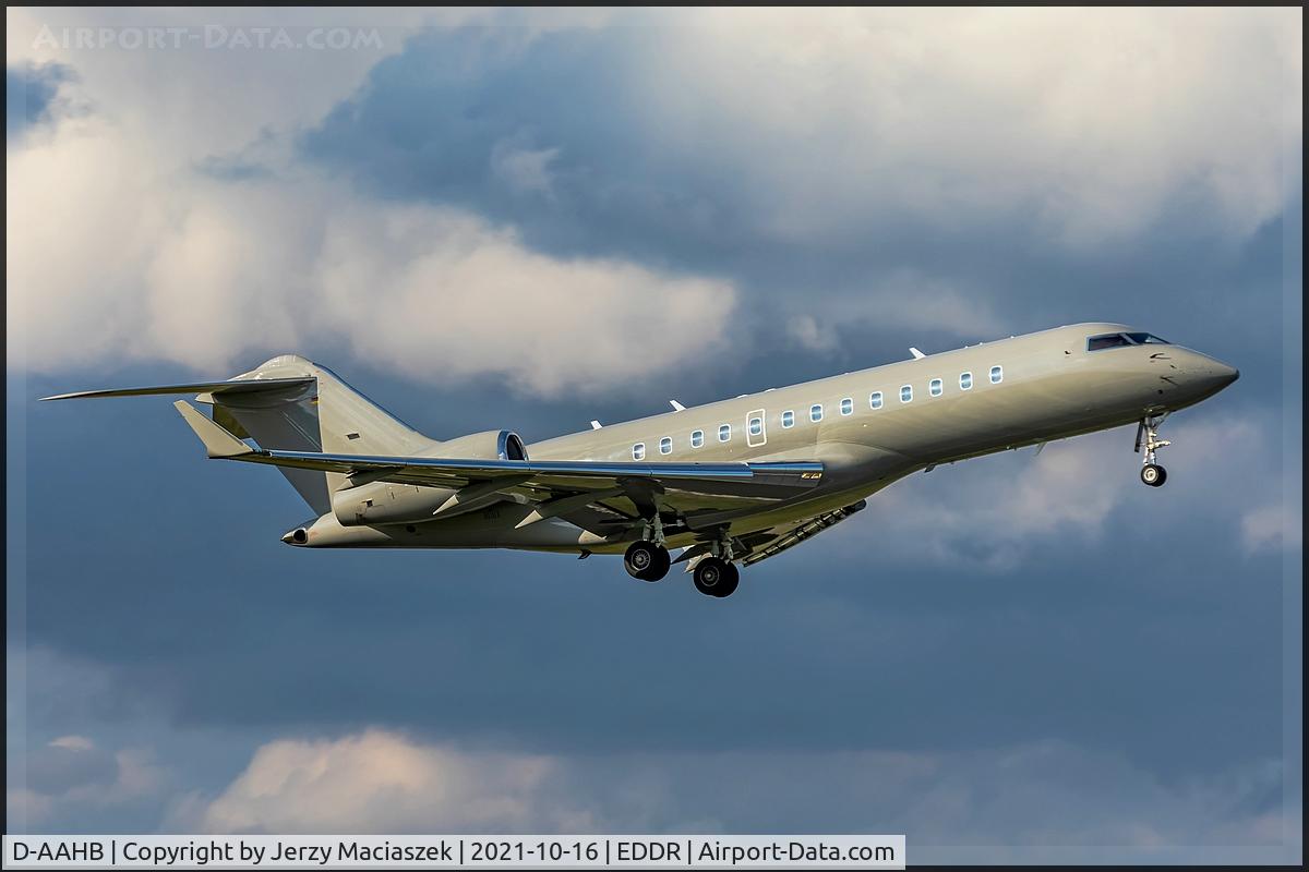 D-AAHB, 1998 Bombardier BD-700-1A10 Global Express C/N 9011, 1998 Bombardier BD-700-1A10 Global Express, c/n: 9011