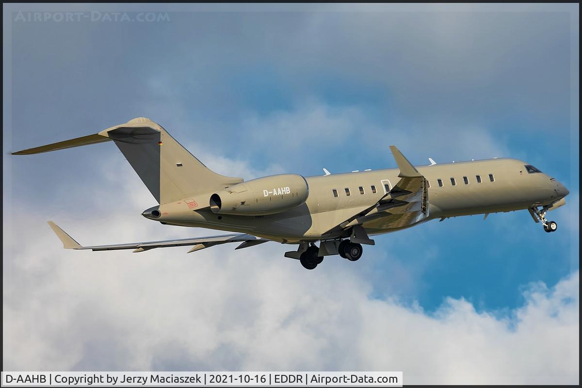 D-AAHB, 1998 Bombardier BD-700-1A10 Global Express C/N 9011, 1998 Bombardier BD-700-1A10 Global Express, c/n: 9011