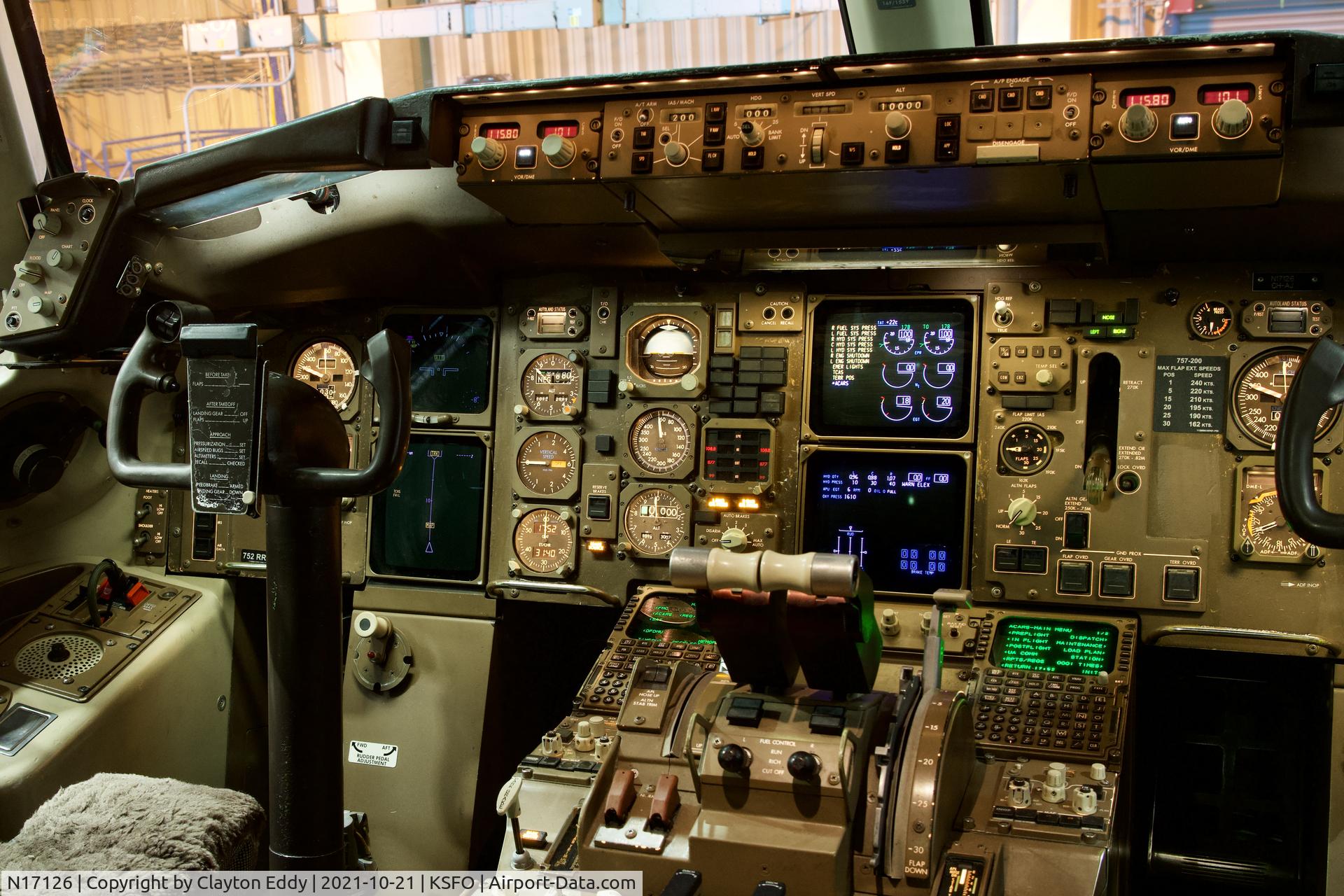N17126, 1998 Boeing 757-224 C/N 27566, Flightdeck SFO 2021.