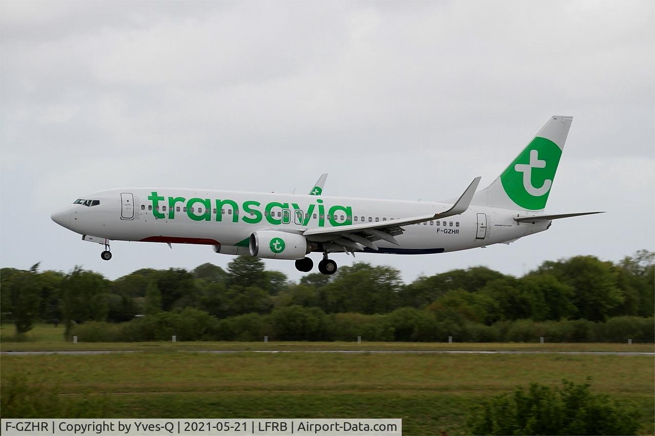 F-GZHR, 2015 Boeing 737-8K2 C/N 43913, Boeing 737-8K2, On final rwy 25L, Brest-Bretagne Airport (LFRB-BES)