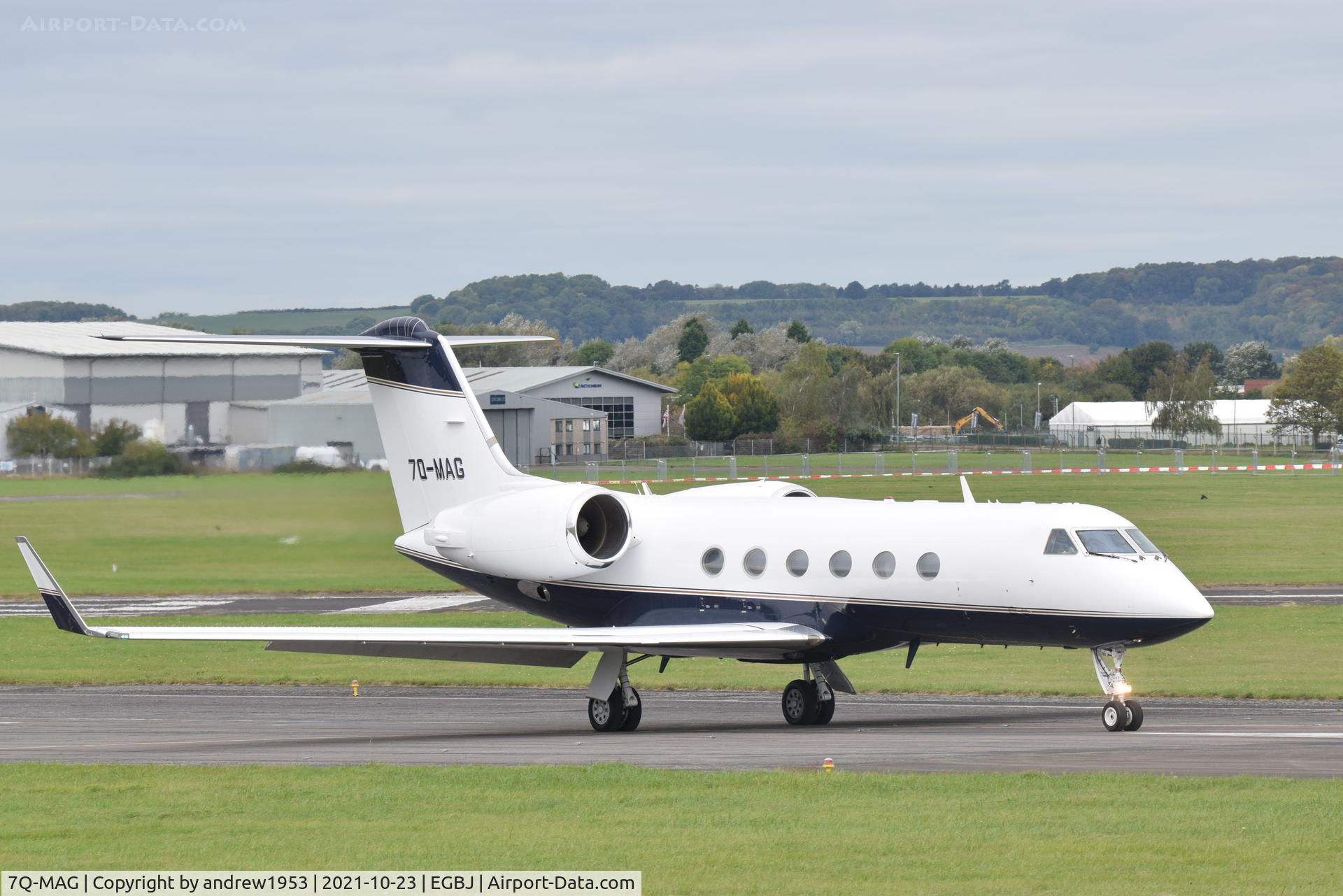 7Q-MAG, 1996 Gulfstream Aerospace G-IV C/N 1304, 7Q-MAG at Gloucestershire Airport.