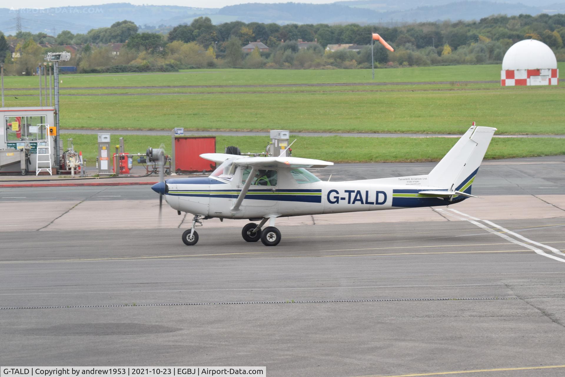 G-TALD, 1980 Reims Cessna F152 C/N 1718, G-TALD at Gloucestershire Airport.