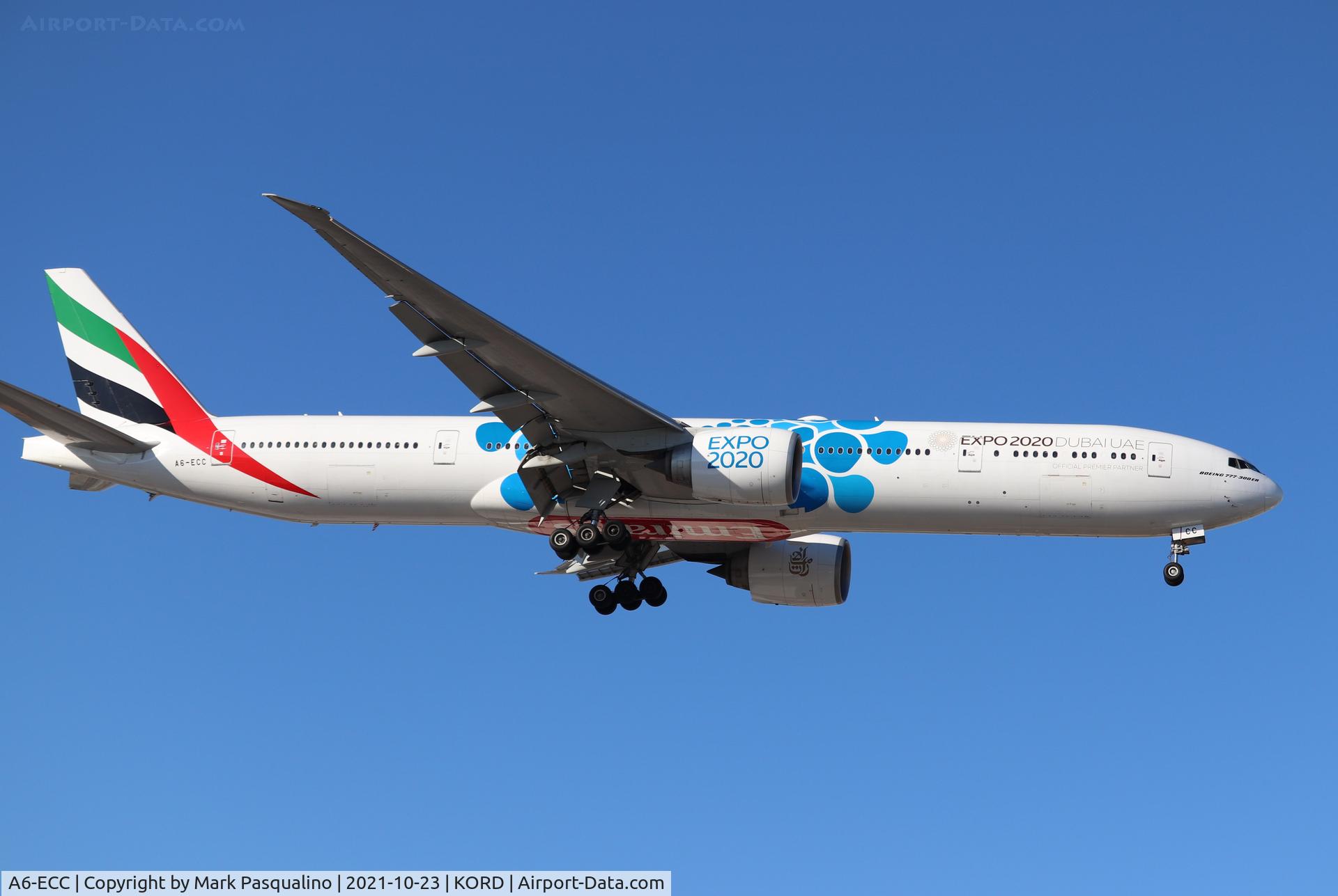 A6-ECC, 2007 Boeing 777-36N/ER C/N 33865, Boeing 777-36N/ER