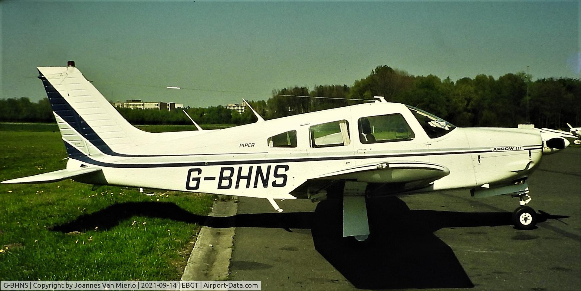 G-BHNS, 1977 Piper PA-28R-201 Cherokee Arrow III C/N 28R-7837026, Slide scan