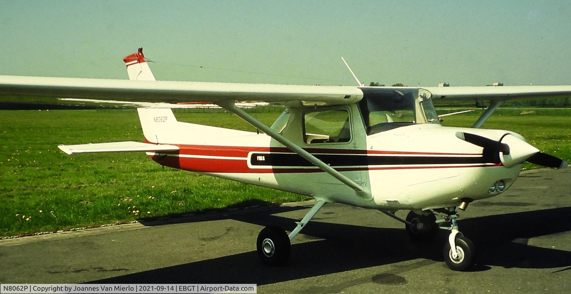 N8062P, Reims F152 II C/N Not found N8062P, Slide scan