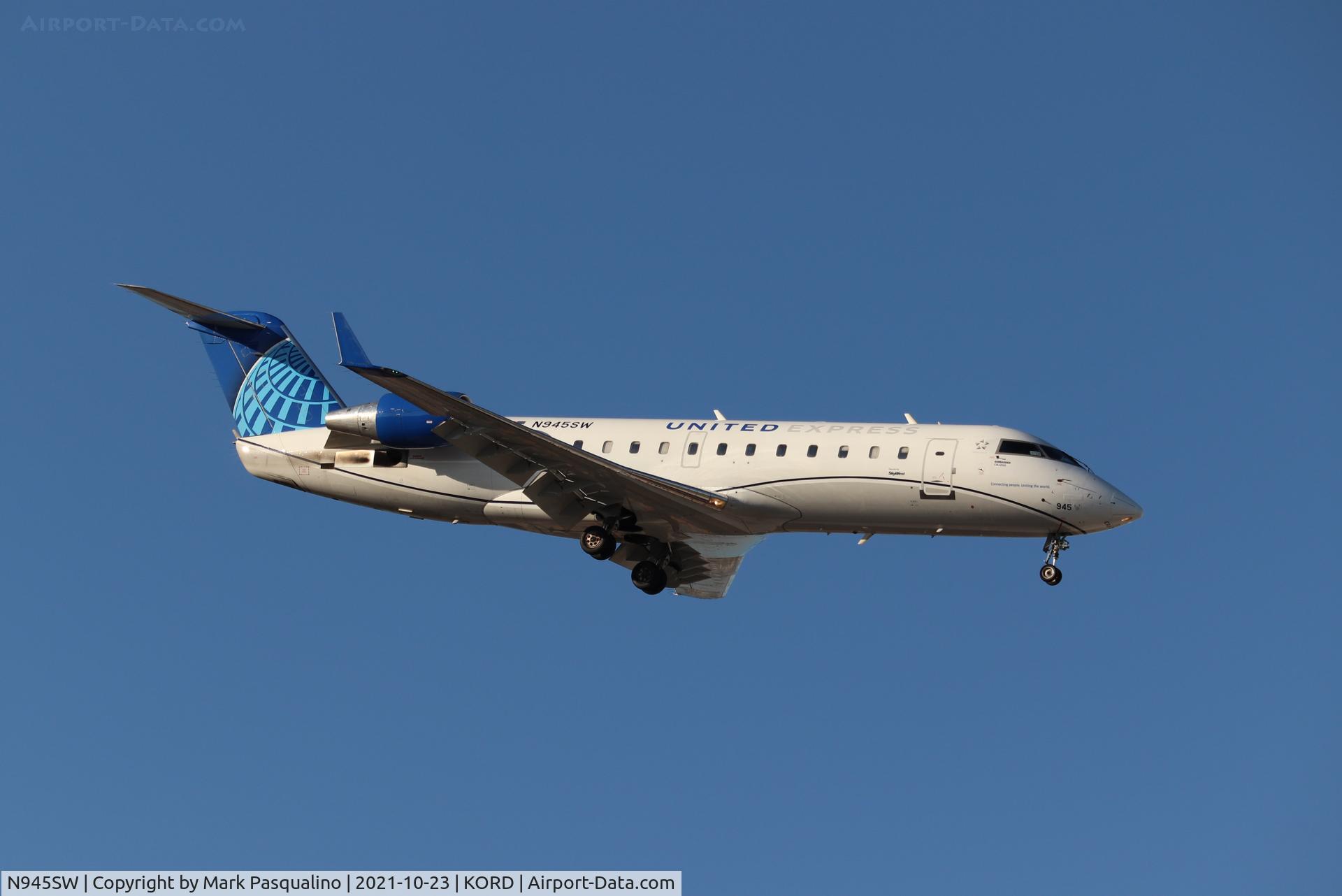 N945SW, 2003 Bombardier CRJ-200LR (CL-600-2B19) C/N 7770, CL-600-2B19