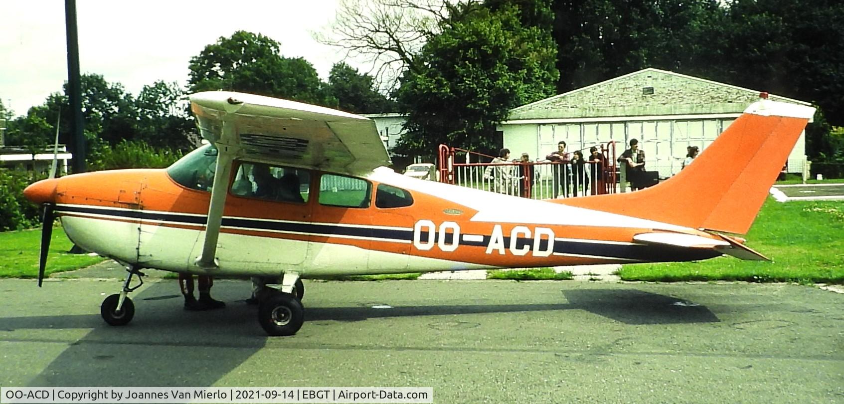 OO-ACD, 1960 Cessna 182D Skylane C/N 182-53067, Slide scan