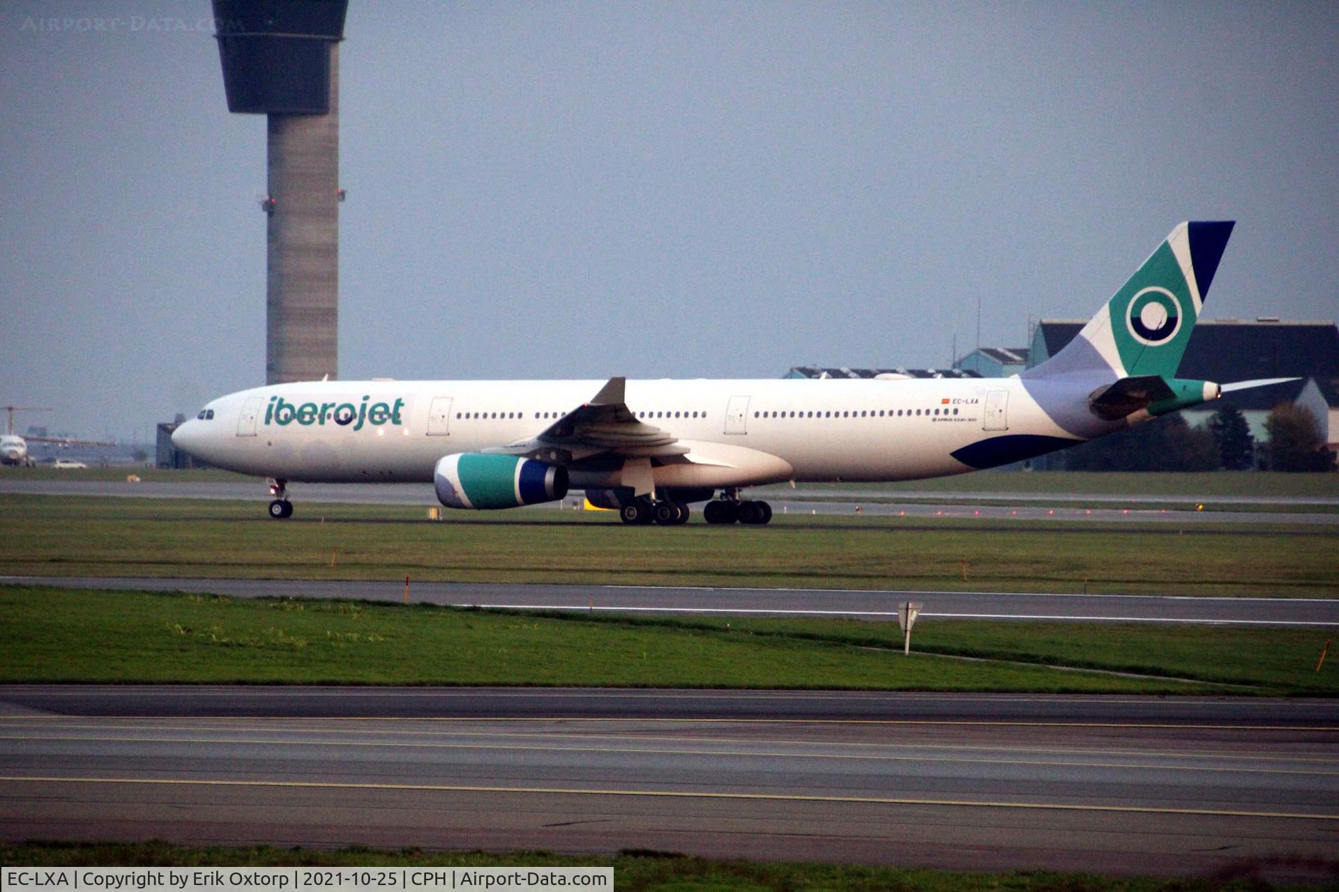 EC-LXA, 2005 Airbus A330-343X C/N 670, EC-LXA landed rw 22L