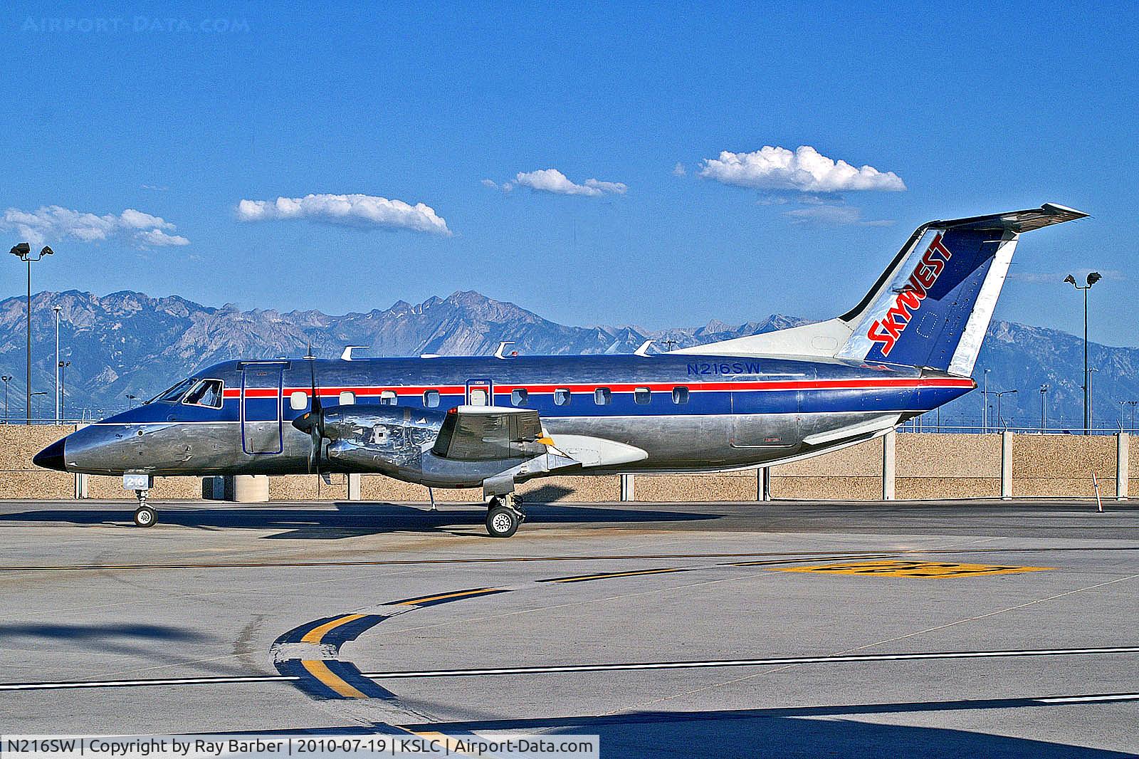 N216SW, 1993 Embraer EMB-120 Brasilia C/N 120.285, N216SW   Embraer EMB-120 Brasilia [120285] (SkyWest Airlines) Salt Lake City Int'l~N 19/07/2010