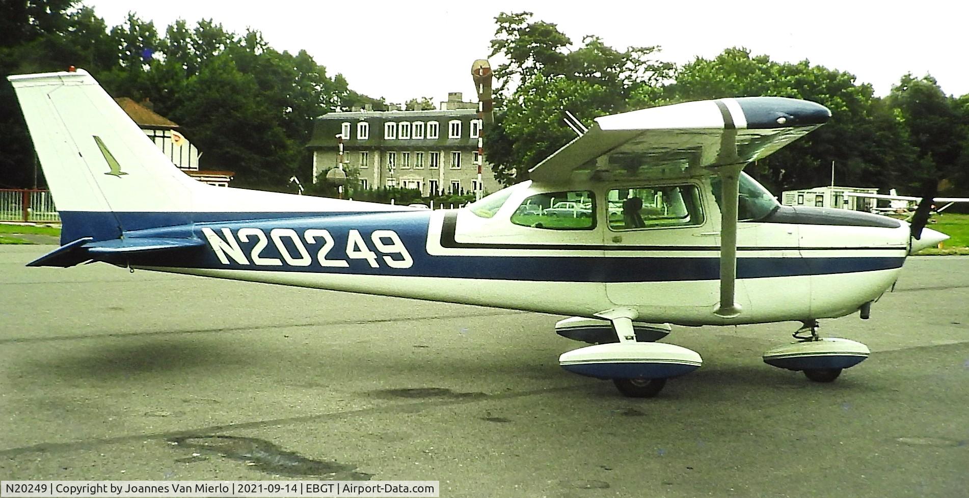 N20249, Cessna 172M C/N 17261130, Slide scan