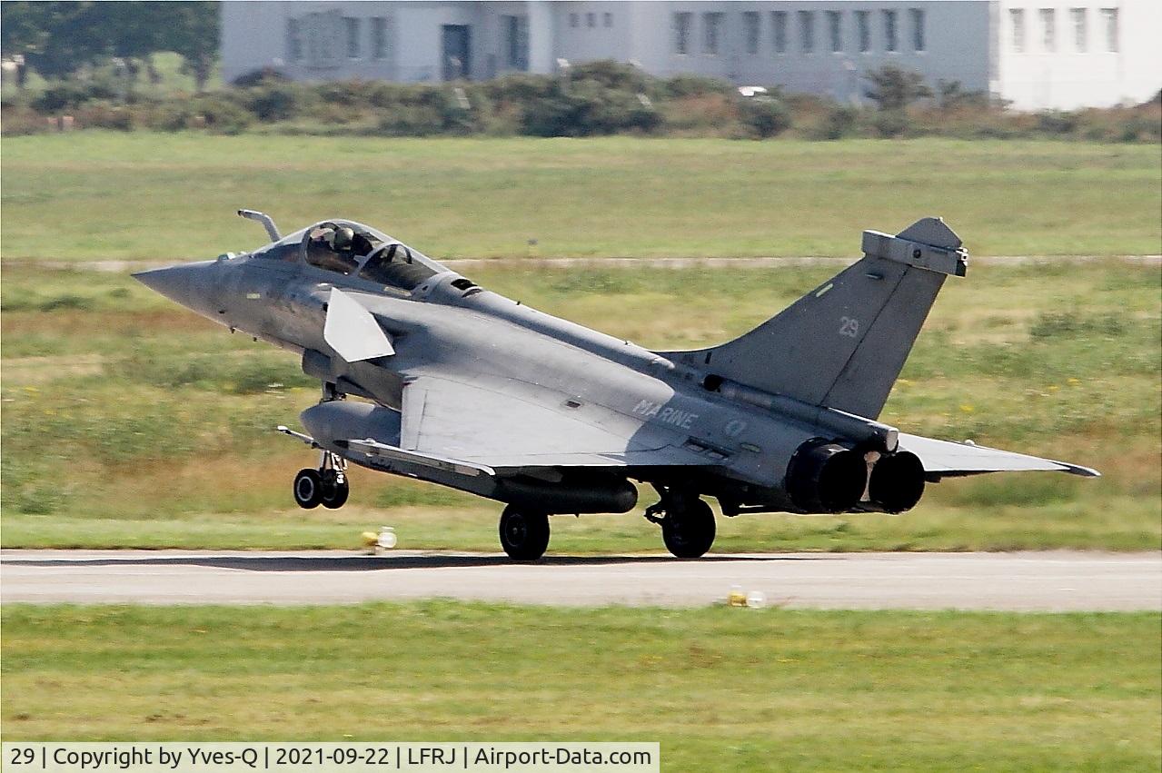29, Dassault Rafale M C/N 29, Dassault Rafale M, Landing rwy 07, Landivisiau naval air base (LFRJ)